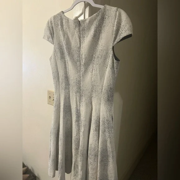 Julia Jordan - Picture 2 of 2